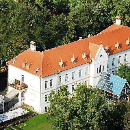 Park Hotel Pelikan Szombathely Eksteriør billede