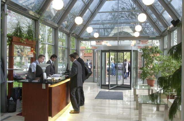 Park Hotel Pelikan Szombathely Eksteriør billede